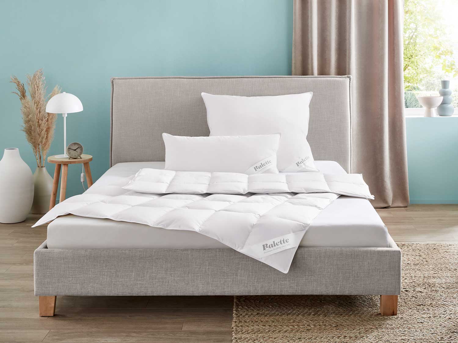 OBB Puchowa kołdra kasetowa Premium Elegance, medium (240 x 220 cm)